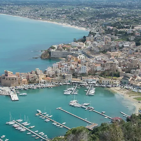 Namuri Castellammare del Golfo